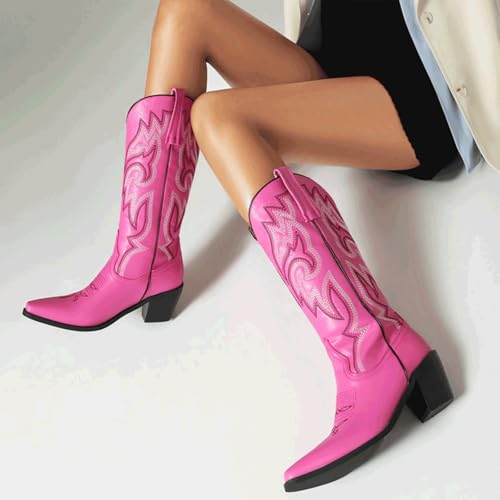 Bottes western brodées pour femmes au design affirmé - 5