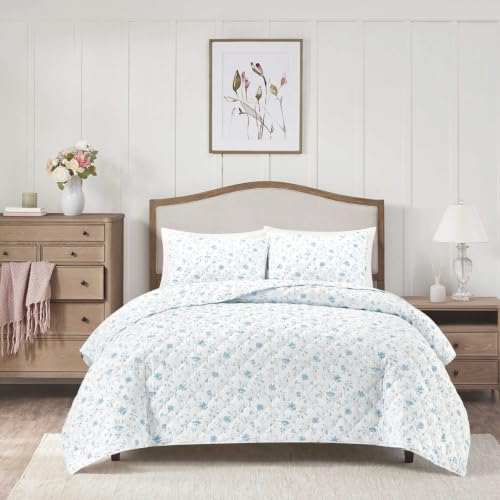 Laura Ashley - Soft & Reversible Queen Quilt Set with Shams, Floral Bedding
