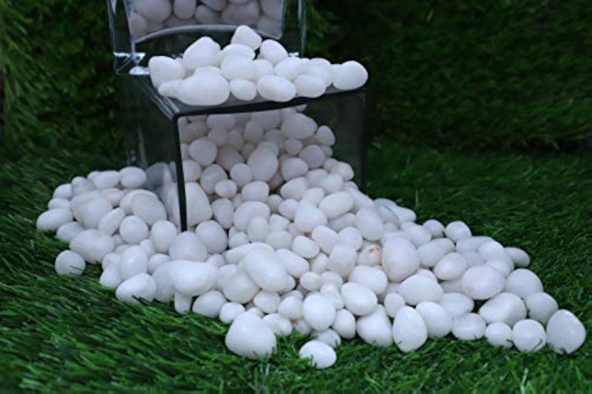 Natural White Polished Rodi Pebbles for Terrarium Decoration