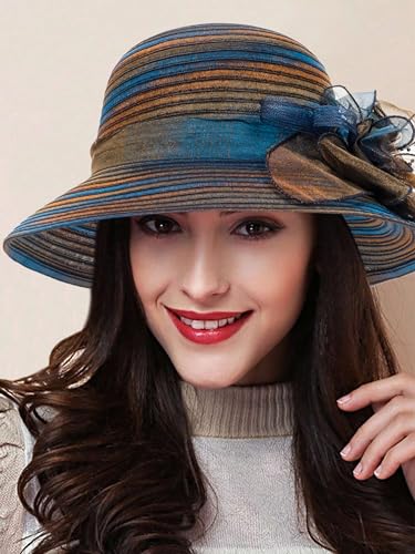 Robe d'église Derby sublimée par un chapeau bibi en organza chic