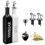 Eleganter Speiseölspender: Weiße Olivenölflasche + Balsamico-Essigspender hat einen schlanken und abgerundeten Körper, ist leicht zu halten und bequem. Die Etiketten „OIL“ und „ESSIG“ auf der Ölflasche erleichtern das schnelle Identifizieren und Hinzufügen von Öl zu Lebensmitteln während des Kochens. Das Öl- und Essigspender-Set lässt Ihre Küche so elegant aussehen und beide Flaschen sind wunderschön, perfekt für Ihre Küche und Ihren Landhausstil.
