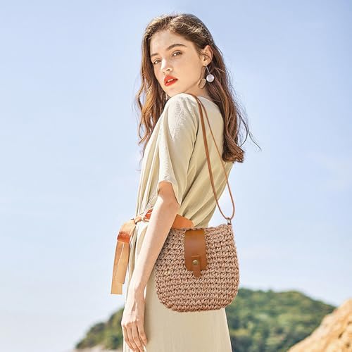 Small Straw Crossbody Bag for Women Boho Handmade Woven Summer Beach Bag Handbags Shoulder Purse for Vacation3
