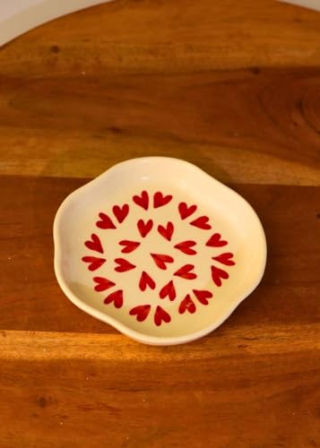 Image of WEAVING HOMES All Hearts - Handmade Dessert Plate, Size: 11 cm Microwave & Dishwahsher Safe (Set of 1)
