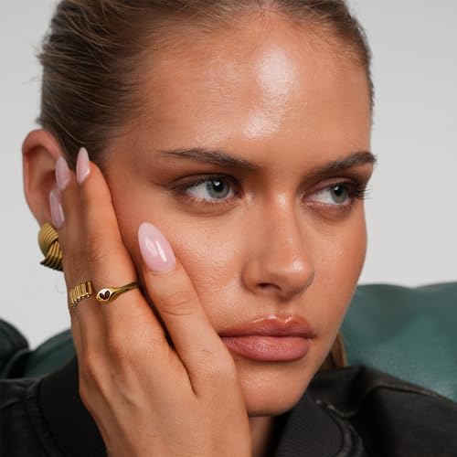 Engagement Rings for Women Red Heart Promise Rings for Her 18K Gold Plated Stainless Steel Non Tarnish Statement Ring Women's Wedding Jewelry Gift2