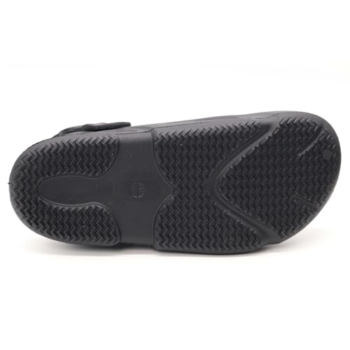 Image of SVAAR Men's Premium Comfortable Clogs || Effortless All-Day Ease with Supportive Back Strap Sandals for Men
