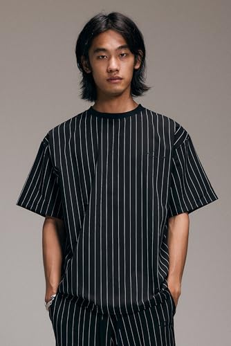 Tee-shirt rayé noir XL idéal pour un look décontracté chic