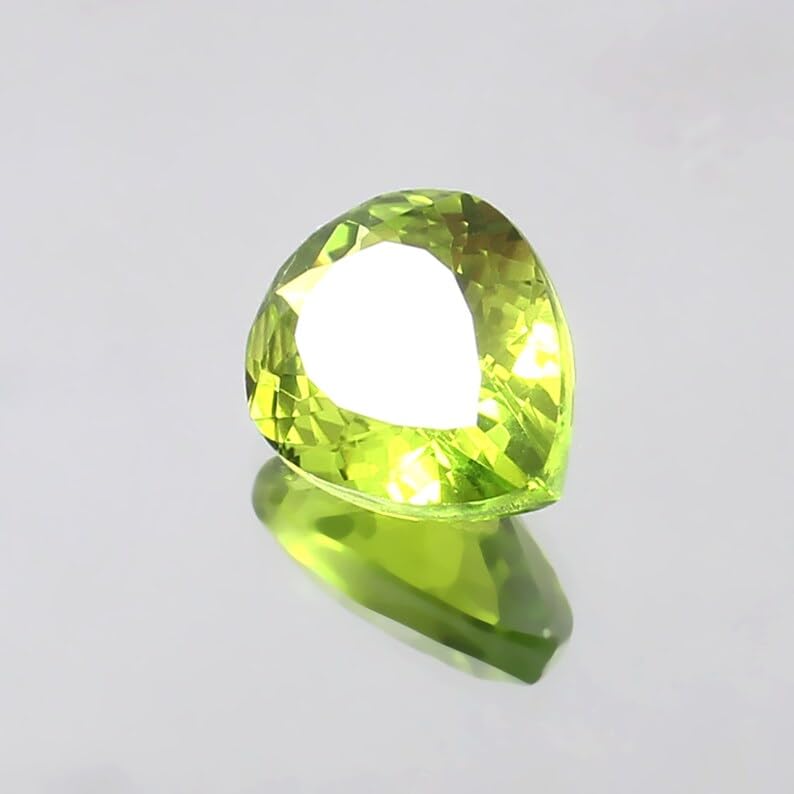 Saphir vert Ceylan 10x8mm, pierre gemme à facettes d'exception pour bague et pendentif - 4