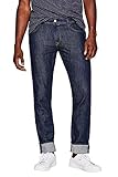 Schmaler Schnitt (Slim Fit / Dragon Fit): niedrige Bundhöhe; schmale Oberschenkelweite; leicht schmaler werdender Beinverlauf