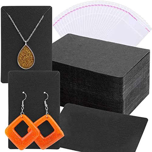 LATRAT Lot de 50 cartes présentoirs à bijoux avec 100 sachets autocollants, cartes en papier kraft etiquette de papier kraft de collier pour accrocher les...