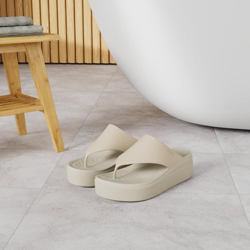 Image of Crocs Women's Brooklyn Platform Flip Flops