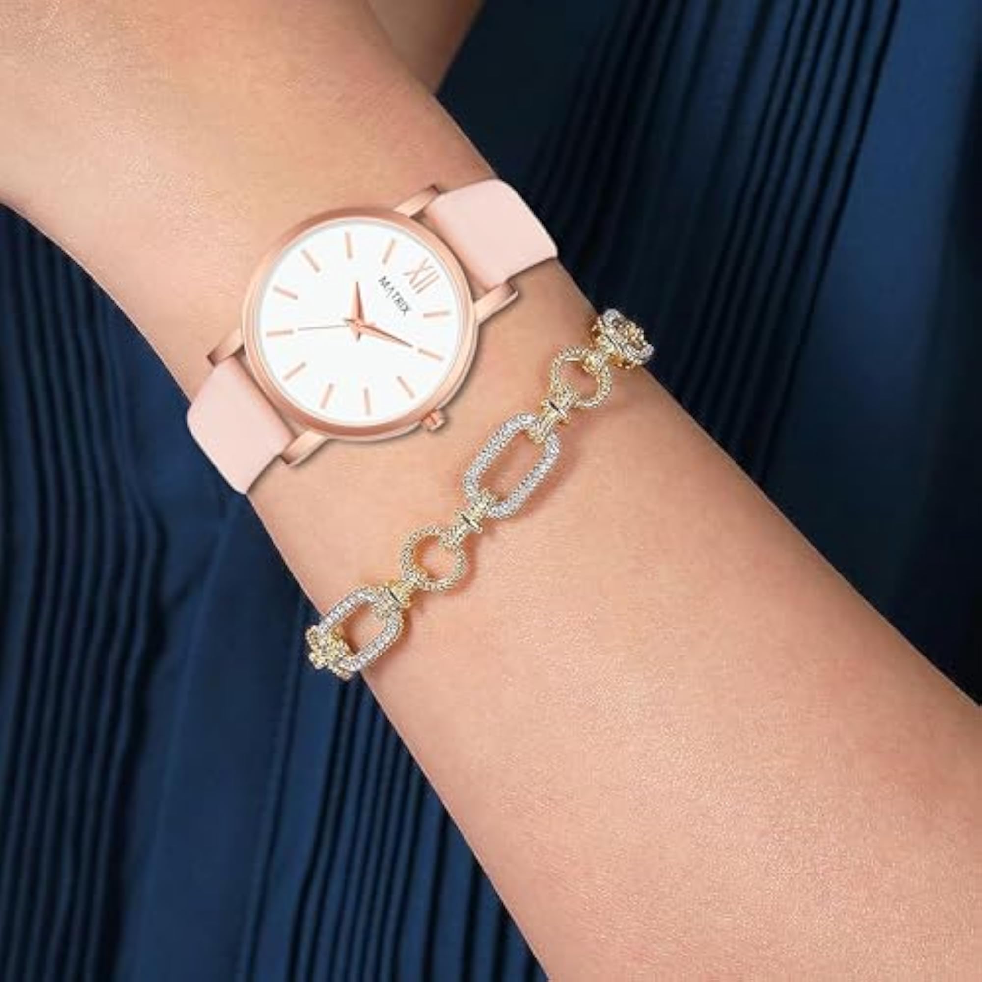 Women's Minimalist Analog Watch with Leather Strap