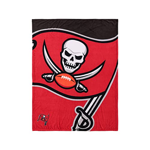 Tampa Bay Buccaneers NFL Supreme Slumber Plush Throw