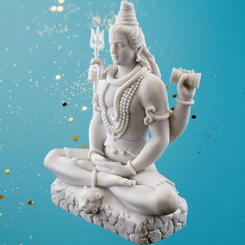 Petite statue en résine blanche : sublimez votre tableau de bord - 3