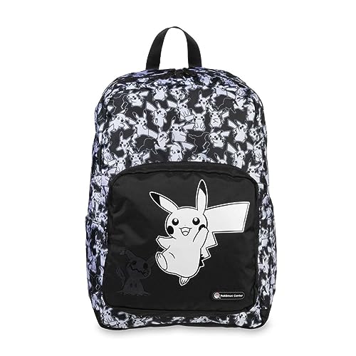 Pokémon Center: Pikachu & Mimikyu Allover Pokémon Fundamentals Daypack, Multicolorido., Moderno