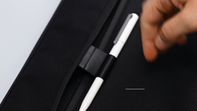 Adore June 13 Zoll Tasche Für IPad Pro/Air – Schwarz, Mit Pencil-Halter, Wasserabweisend, Made In EU