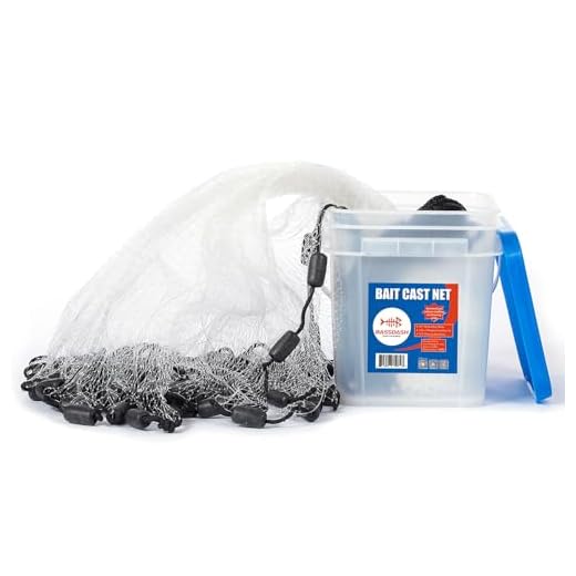 BASSDASH Fishing Cast Net 3/8-Inch Mesh 4ft 6ft 8ft Radius, 1-Pound Per Foot, for Bait Fish with Utility Bucket (3/8” mesh x 4’ high (4.5lb))