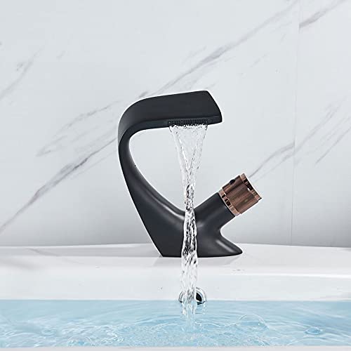 Mitigeur de salle de bain noir moderne style cascade pour lavabo élégant