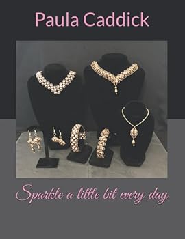 Paperback Sparkle a little bit every day (Beaded Necklaces) Book