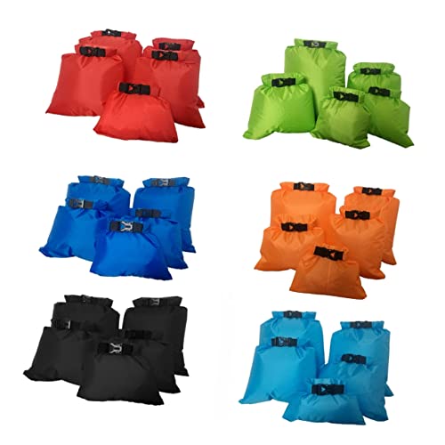 Bolsa de impermeable verde KOMBIUDA contra humedad de ropa