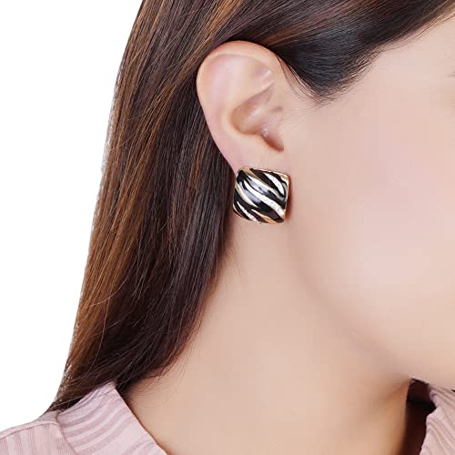 Image of Women's Metal Square Shape Green Enamel Stud Earring With White AD Stone - Elegant Green Accent, Free Size