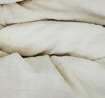 Russo Tessuti Copridivano Elasticizzato Effetto Coccodrillo - Colore Panna - Da 1 A 4 Posti