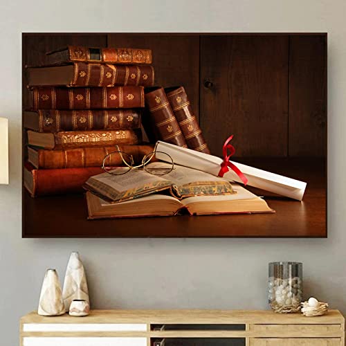 Bibliothèque de vieux livres sur toile pour réchauffer un mur blanc vide