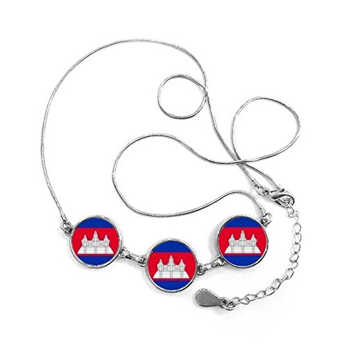 Collier Cambodge médaillon rond motif drapeau asie aux finitions soignées
