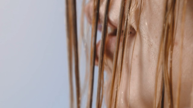 Oribe Run-Through Detangling Primer miniatura 7