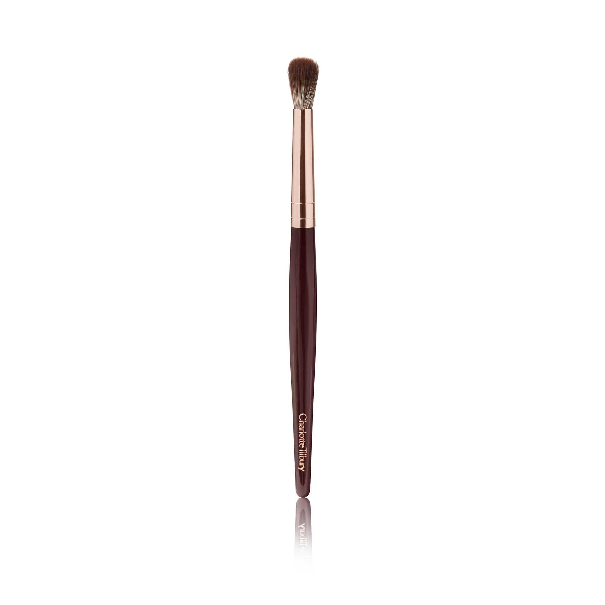 Charlotte Tilbury Eye Blender Eyeshadow Brush - Seamless Blending