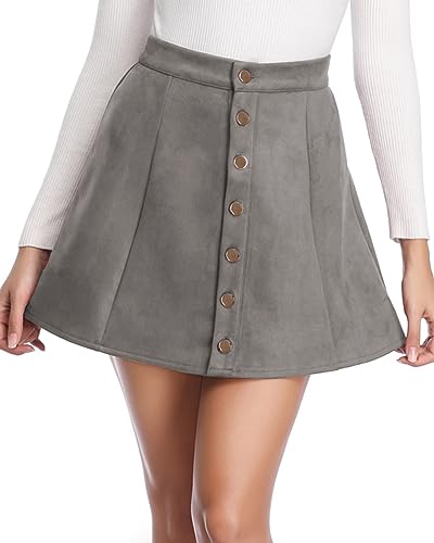 Mini jupe courte en daim pour un look d'automne chic