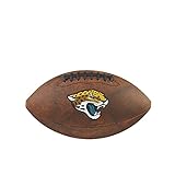 wilson nfl mvp junior football with pump and tee brown Cuenta con logotipos primarios y secundarios del equipo de la NFL