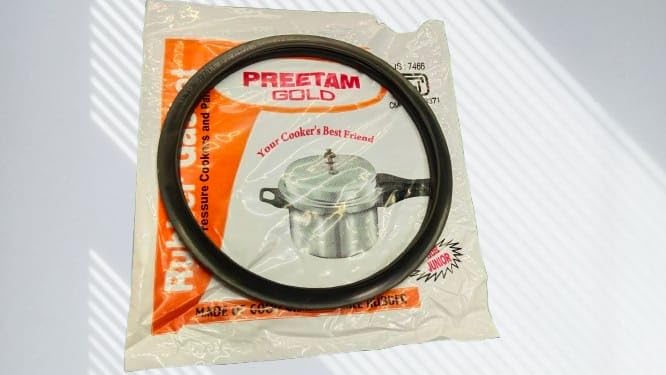 Outer Lid Rubber Gasket compatible for 3 Litres PIGEON FAVOURITE ALUMINIUM Pressure Cooker. Outer side Dimeter is 19 cm (Pack of 1) (Black -Color)-(sub junior gasket)-image-8