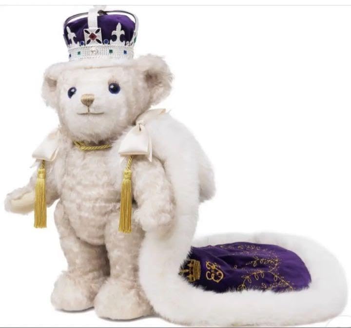 Amazon.co.jp: 『エリザベス女王プラチナジュビリー』 世界限定1,952体  