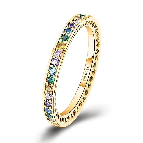 Bague pour femme en argent et strass, le bijou idéal pour rayonner au quotidien