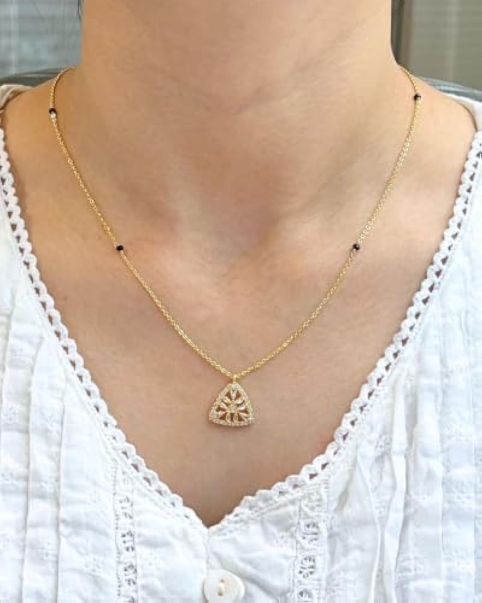 Stylish Teardrop Pendant Mangalsutra, Traditional & Modern