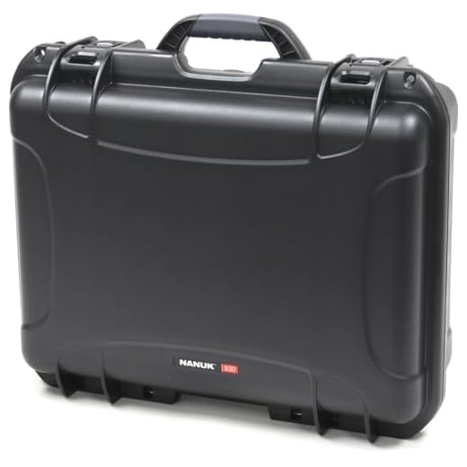Nanuk Large Series 930 Leichter, wasserdichter Schutzkoffer aus NK-7-Harz, Schwarz