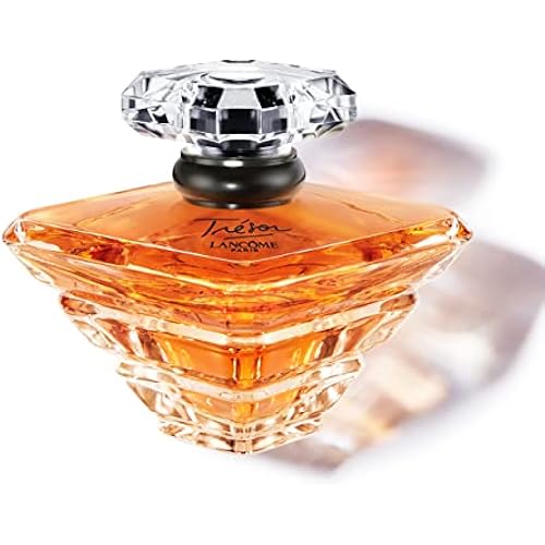 Lancôme Trésor Eau de Parfum Long Lasting Women's Perfume with Rose & Lilac