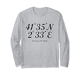Camisetas y regalos con un elegante estampado negro de la latitud y longitud de la ciudad de Arenys de Mar.