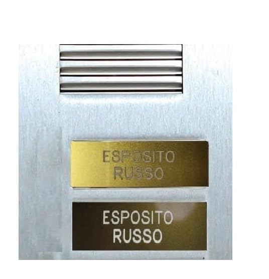Placa para buzón postal, placa de 2,5 x 7 cm, grosor de 1 mm aprox. de plástico, parte trasera iluminable, estampado para exteriores y 1 llavero (2 líneas)