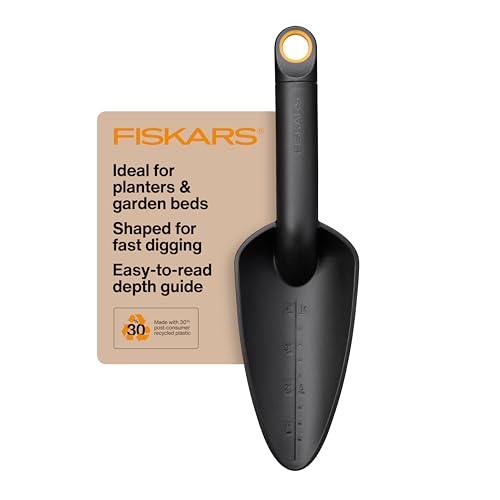 Fiskars Eco Trowel with Curved Spade, Ergonomic Handle, UV Resistance, Durable, Eco-Friendly Tool...