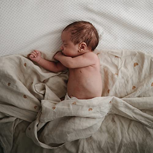 Image of mushie Muslin Baby Swaddle Blanket | 100% Organic Cotton (Rainbows)