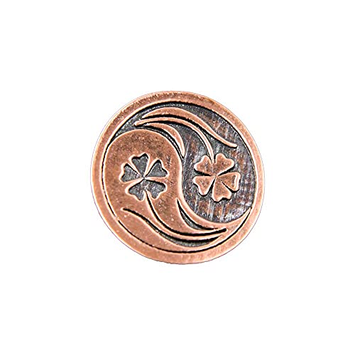 Broche Yin Yang faite main en étain et or éclatant, un bijou d'artisanat unique