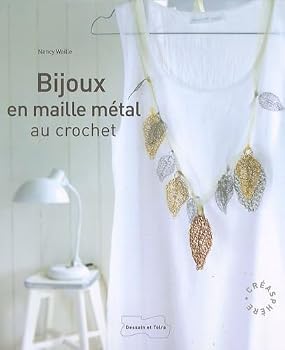 Paperback Bijoux en maille Metal Au Crochet [French] Book
