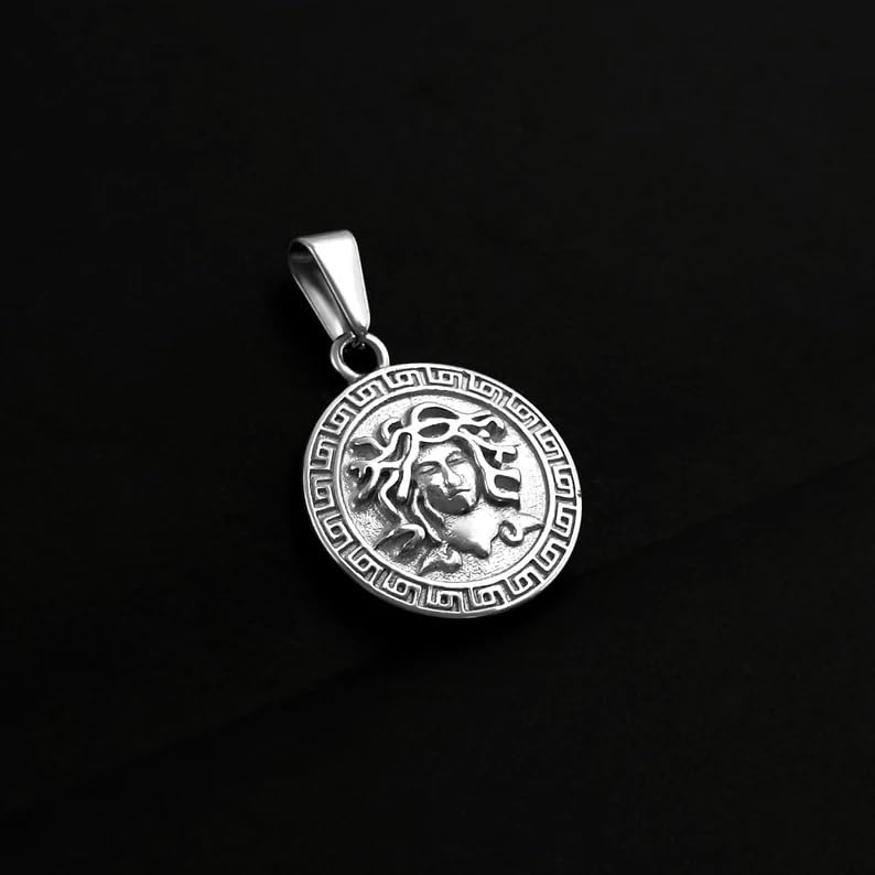 Image of Fashion Frill Chain Necklace For Men Stainless Steel Medusa Pendant Necklace Mythology Ancient Symbol Necklace Chain Pendant For Men Boys Jewellery