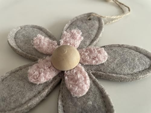 khevga Filzblumen 4er Set – Fensterdeko Frühling & Sommer zum Hängen – Blumen Anhänger aus Filz & Holz, Pastell Rosa Grün, Boho Deko für Fenster, Wand & Geschenk