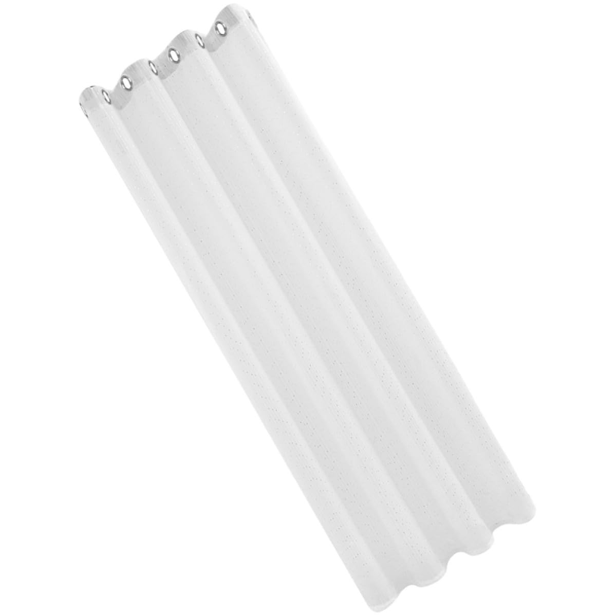 Cortinas semiopacas para evitar miradas exteriores en el dormitorio con elegancia