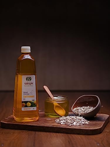 Image of S Siddhagiri's SATVYK THE HEALTH re STORE Wood Pressed Safflower Oil (500ml) - | Unrefined | Kachi Ghani Kardai Tel | Kolhu Safflower Oil | Extracted on Wooden Churner | Ideal Oil for Cooking
