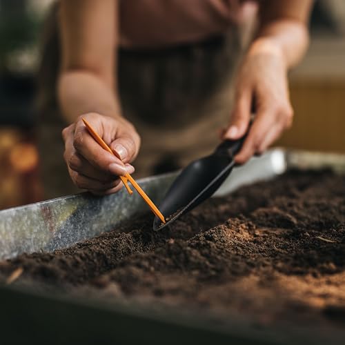 Fiskars Vegetable Garden Tool Set with Vegetable Shears, Seed Sower, Trowel, Cultivator, Weeder, and L/XL Garden Gloves for Indoor or Outdoor Gardening (6 Piece Kit) - Image 6