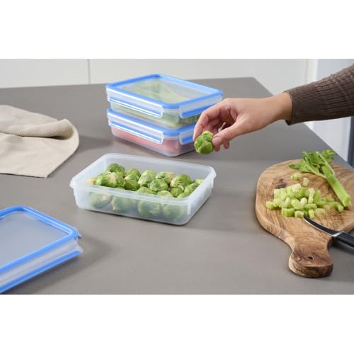 EMSA Clip & Close Frischhaltedosen-Set, rechteckig, 3 x 1,2 L, Aufbewahrungsboxen, 100 Prozent dicht, spülmaschinen-, gefrier-, mikrowellenfest, Blau, Made in Germany, 515645