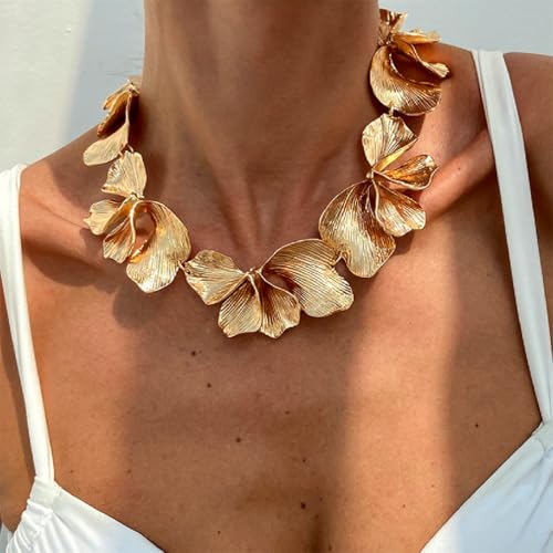 Chunky Gold Flowers Leaf Necklace for Women Exaggerated Ginkgo Biloba Leaves Floral Statement Necklaces Vintage Large Oversized Blossom Jewelry Gifts2